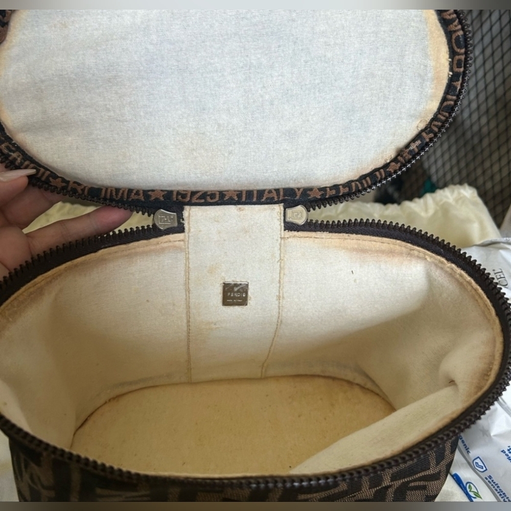 FENDI Vanity Vintage bag zucca 🤎EUC8 - Picture 16 of 16
